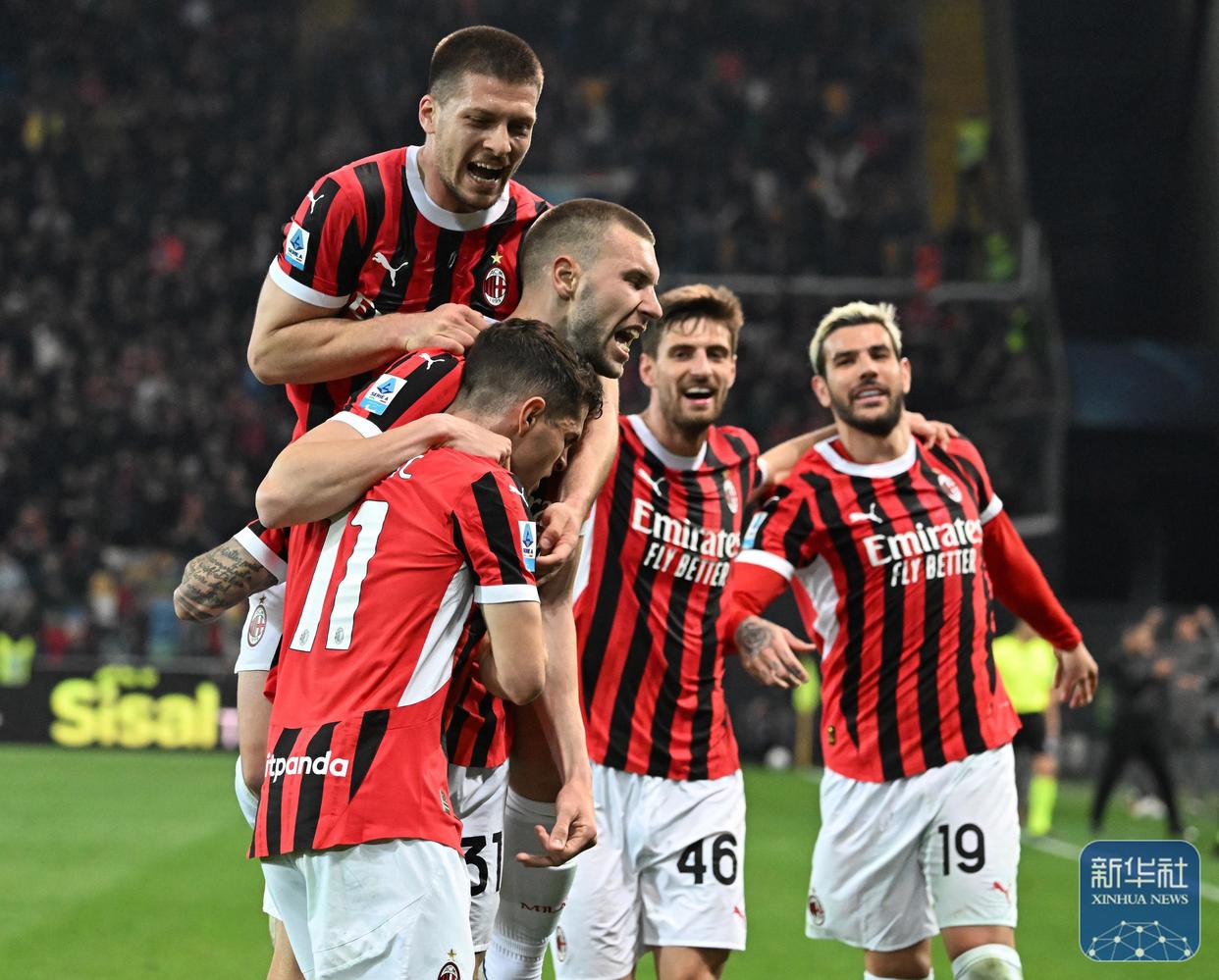 开云-意甲豪门内战：AC米兰与国际米兰谁将占据上风？，稳步上升的简单介绍